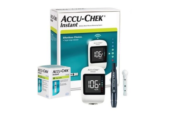 Pack Glucómetro Accu-chek® Instant + 50 Tiras + 10 Lancetas